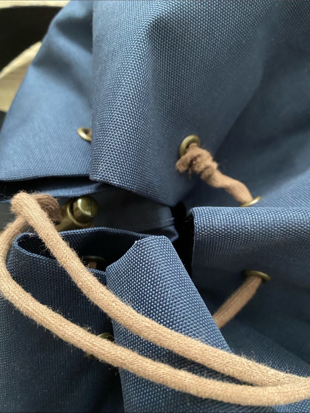Filson Alaska Outfitters Blue/Brown Drawstring Backpack. - Picture 10 of 13